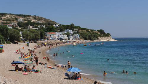 Yolanda Studios - Photo 4