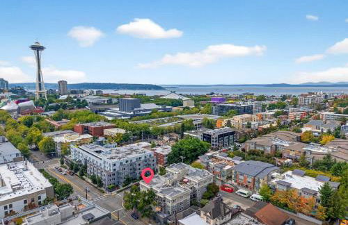 Free Parking - City Views - Near Attractions - Foto 34