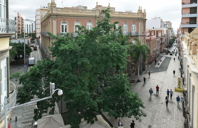 Santa Cruz Downtown Apartment, Luminosidad, Confort y Estilo - Foto 25