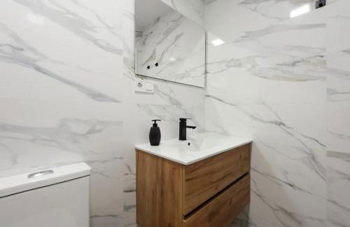 Los Mellis - María Zambrano Estación de Tren & Bus - Photo 14