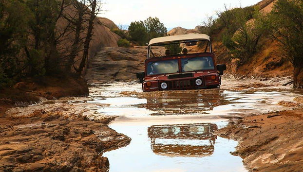 El Hummer cruzando ríos de Moab
