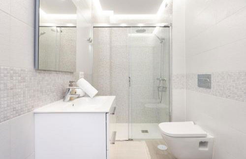 Stylish Urban Stay in Santa Cruz, Plaza Militar - Foto 19