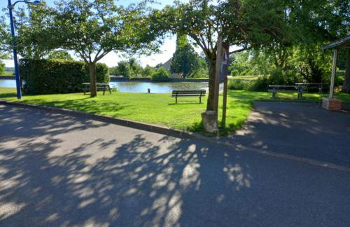 Devant le canal, trois grandes chambres, 85m2, animaux bienvenus - Foto 11