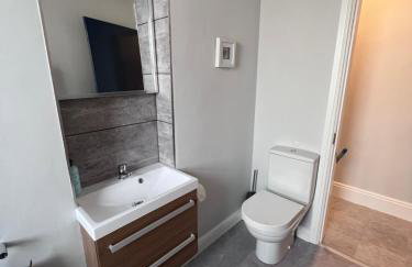 Sparkling Space - Twin or King Beds - Photo 20