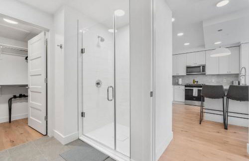 Designer 1BR with Pool and Htub - Foto 26