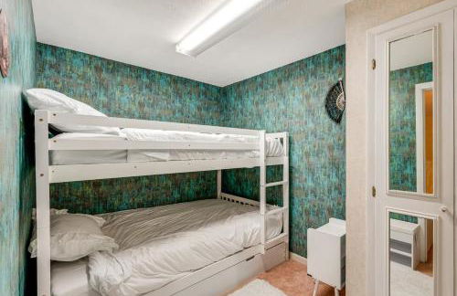 Haverhill Mtn Retreat Hike, Ski, Relax in Hot Tub - Foto 15