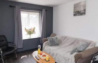 Home from Home 3-Bedrooms free parking Garden Sleeps up to 8 - Foto 10