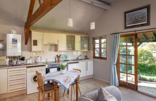 Beautiful Cottage With Stunning Views in Box - Foto 15