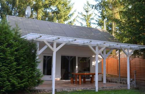 Ferienhaus mit Terrasse und Kaminofen in Parchim - Foto 4