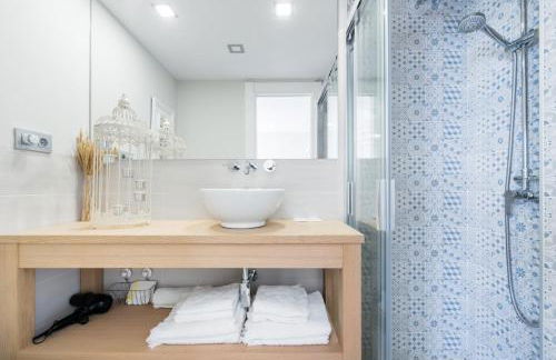 Sorolla 105, luxury, beach, free parking, all services, quite neighborhood, SO - Photo 23