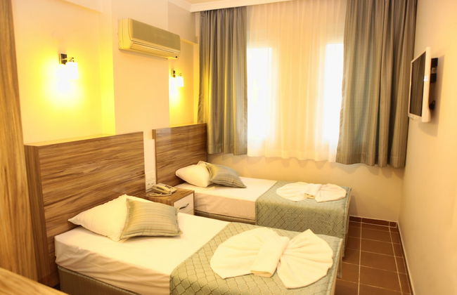 Narcis Apart Hotel - Photo 4