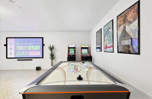 Luxury Gem in the Forest-Pool&Jacuzzi&Cinema&Games - Foto 3