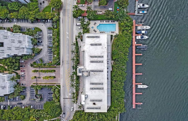 Le Petit Italie Water View 2 2 With Pool - Foto 7