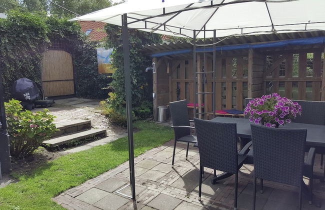 Pleasing Holiday Home in 't Zand near Dutch Coast - Photo 16