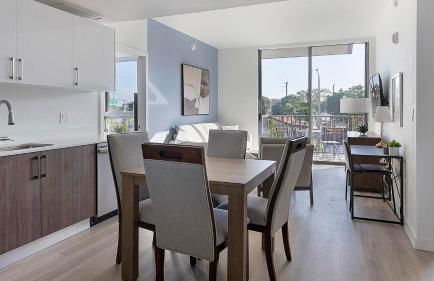 Landing Stylish Studio Game Room Yoga Studio - Foto 50