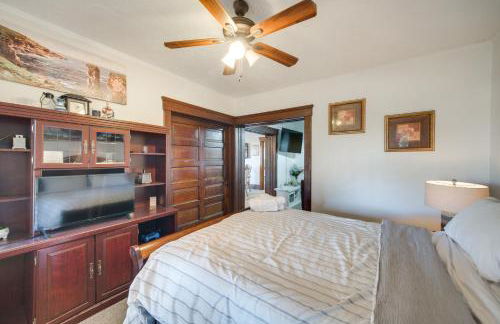 Central Akron Stay! Large Victorian Home with Yard - Foto 11