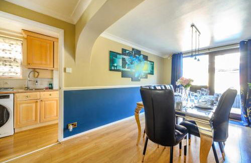 51VL For your Stylish and Relaxed Stay with Free Parking and Free WiFi - Foto 46