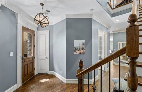 Luxury 4BR Dallas Home with Game Room and Fire Pit - Foto 6