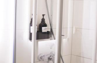 AHOI HOMES - Stilvoller Altbau im Herzen Kiels - Foto 41