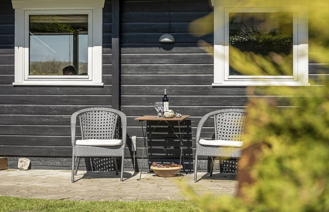 "Ylvie" - 150m from the sea - Foto 15