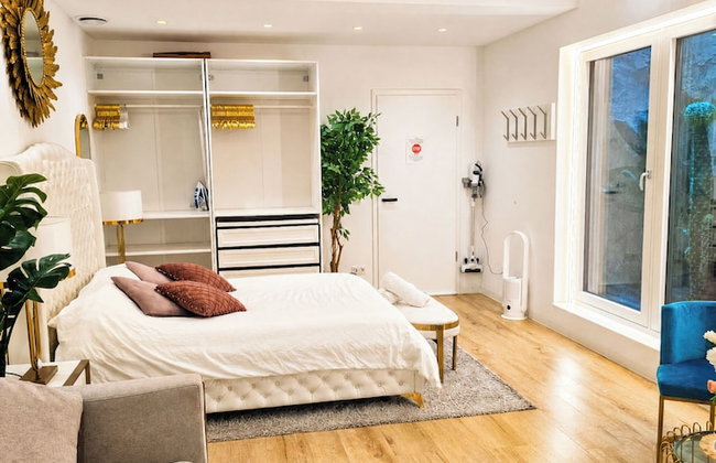 UG Neubau City Wohnung (optional Pool+Gym+2tes Bad extra buchbar) - Foto 10