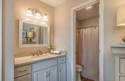 New Listing - Marsh Views Short Walk to Beach and Pools - Double Decks - Foto 16