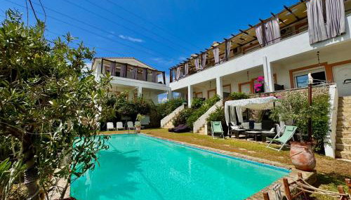 Irene's Maisonette at Rafaella Resort - Foto 1