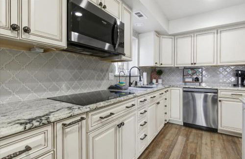 Lakefront Home w/ Private Dock, Slip, Kayaks & Paddleboards at the 7mm - Foto 29