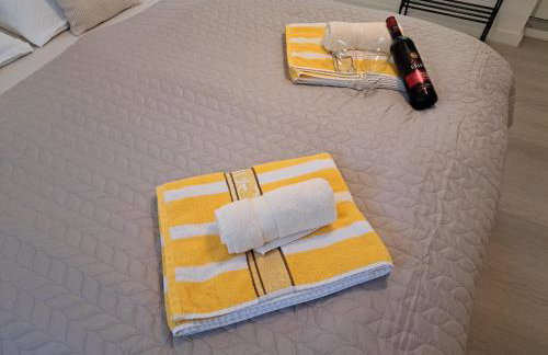 Apartments Orlić - Self check-in with code, WI-FI, Netflix, smart TV, garden, terrace - Photo 17