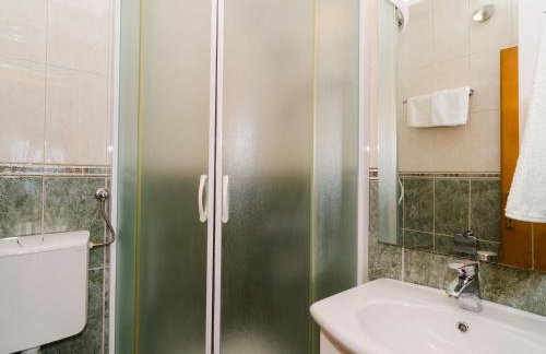 Apartments Villa Dinga -Borak - Two Bedroom Apartment with Terrace No 1 - Foto 12