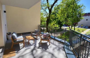 Komfortowy Apartament Przy Bramie Targowej z tarasem- Old Town - Foto 22