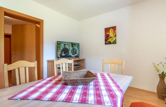Quiet Flat With Terrace in Neustift Im Stubaital - Photo 6