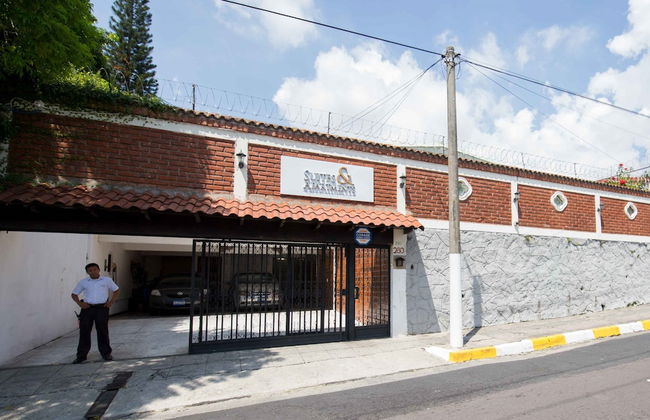 Suites & Apartments San Benito Flats - Photo 31