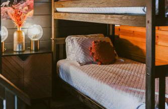 Award-Winning A-Frame with Views and Cedar Hot Tub - Foto 40