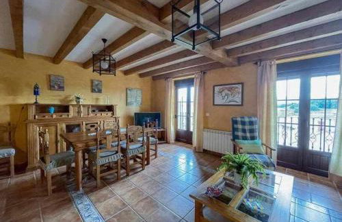 La Nava de Gredos acogedor piso con vistas - Foto 3