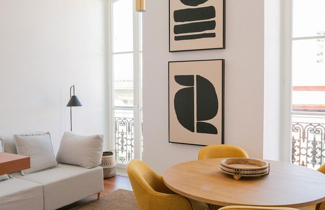 President Pais Apartment - Photo 16