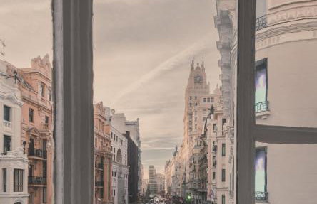 8 rooms, 6 bathrooms over Gran Via Street - Foto 43