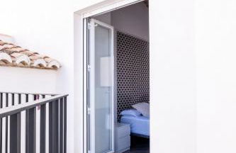 Spacious Penthouse with Massive Terrace - Photo 41