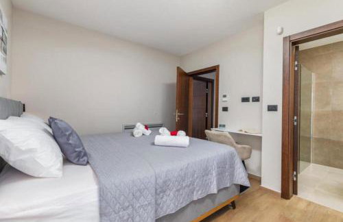 Villa Ana Škicini for 10 people with heated pool, kids activities and sea view near Novigrad - Foto 36