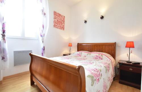 Modern holiday home in Crux-La-Ville with terrace - Foto 27