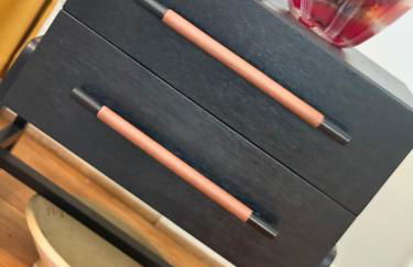 Perfect 4bdrm home with Antique & Modern Accents for Getaways - Foto 16