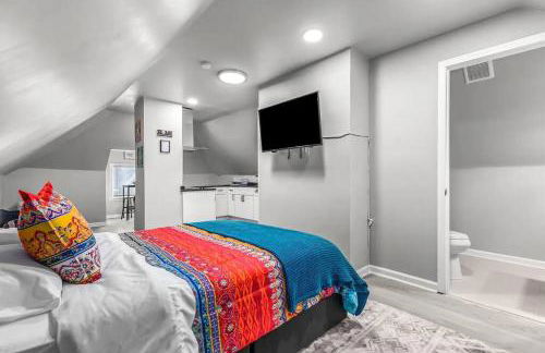 3rd Story Loft Islandview Pets Included with Free Parking! - Foto 1