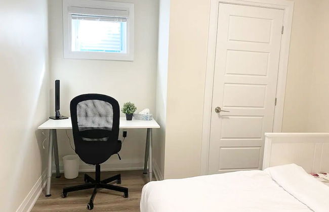 Brand New Basement Apt next to Beach & Go Train - Foto 5