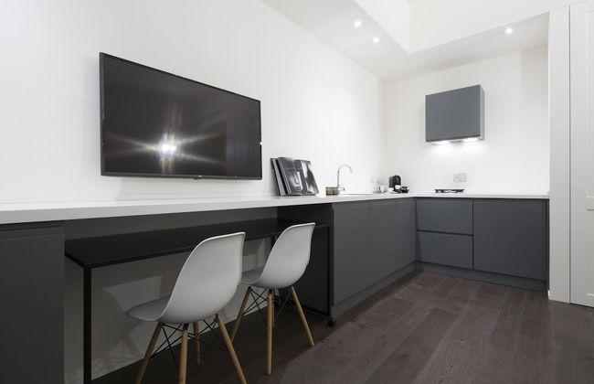 Emilia Suite Express - Photo 23