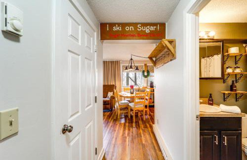 Hike, Sip and Stay Awhile! Sugar Mountain Getaway - Foto 17