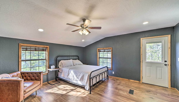Wilburton Cabin w/ Fire Pit, Mountain Views - Foto 5, Interior