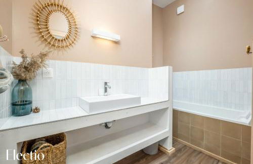 Cabane dIsmou Piscina & Diseño de madera - Foto 21