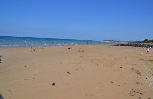 Gîte "Au P'tit Tourois" de plain-pied tout confort avec véranda proche d'Omaha Beach et de Bayeux accueillant les animaux - Foto 48