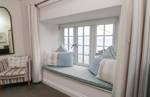 Kerbenetty Harbour Cottage - Photo 14