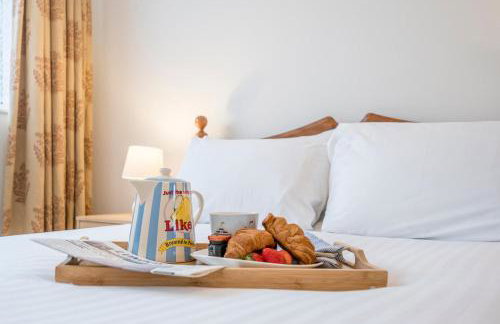 21 Chapel Road, Wrentham - Photo 7